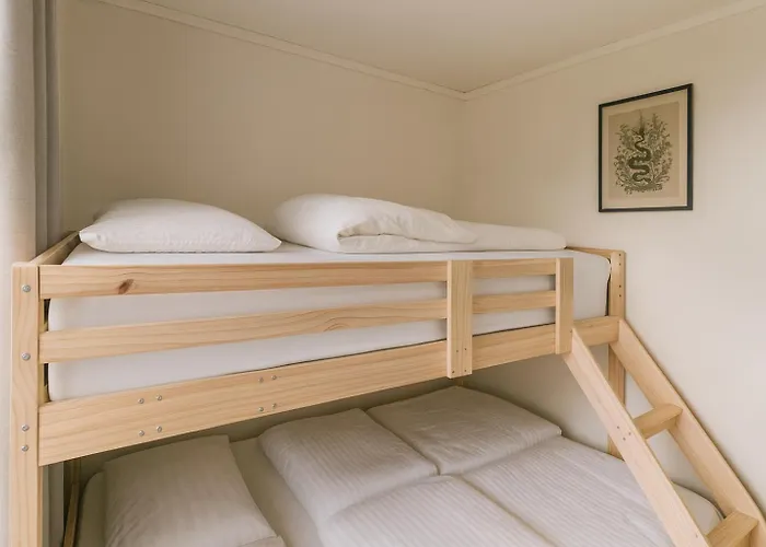 Delightful Bryggen - Norwegians Minimum Age 25 Μπέργκεν