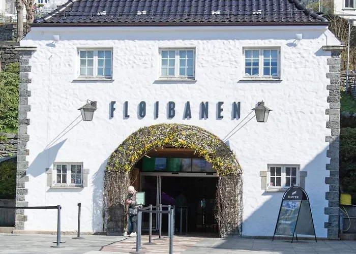 Delightful Bryggen - Norwegians Minimum Age 25 * Bergen