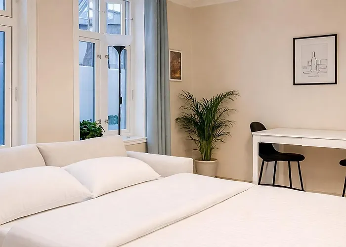 Delightful Bryggen - Norwegians Minimum Age 25 *